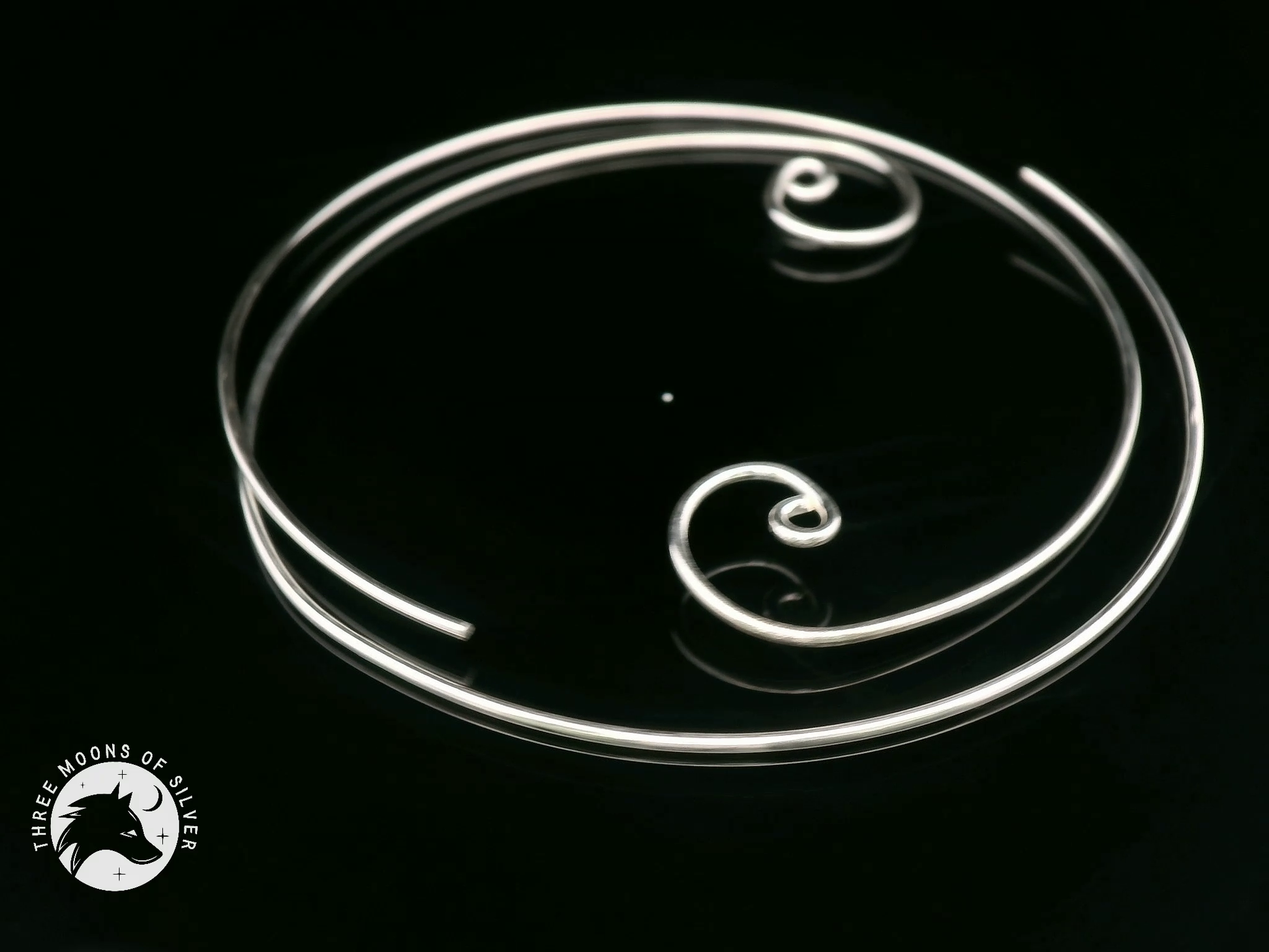 Hoop Earrings with Spiral